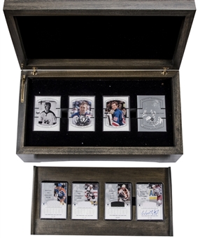 2000 Upper Deck "Wayne Gretzky - The Master Collection" - In Presentation Chest (#113/#150)